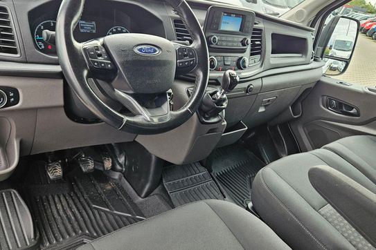 Ford Transit L4H3