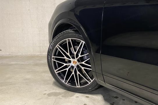 Porsche Cayenne Coupe Black Edition