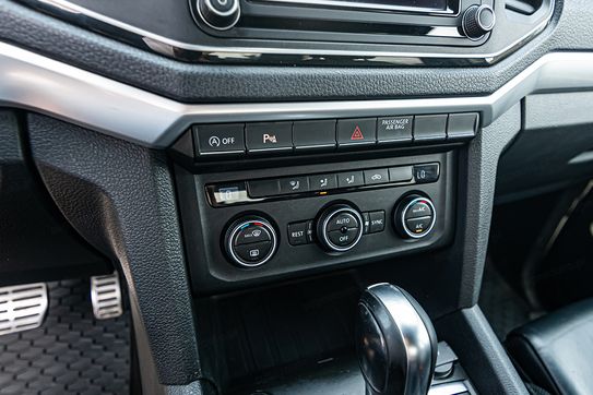 Volkswagen Amarok Aventura 4Motion AT V6