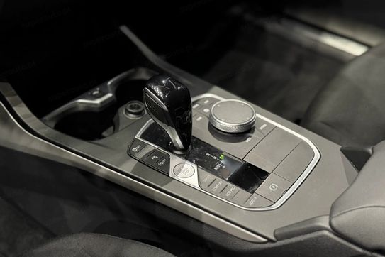 BMW Seria 1 118i Advantage