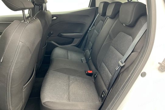 Renault Clio Equilibre 1.6 E-Tech Hybrid AT