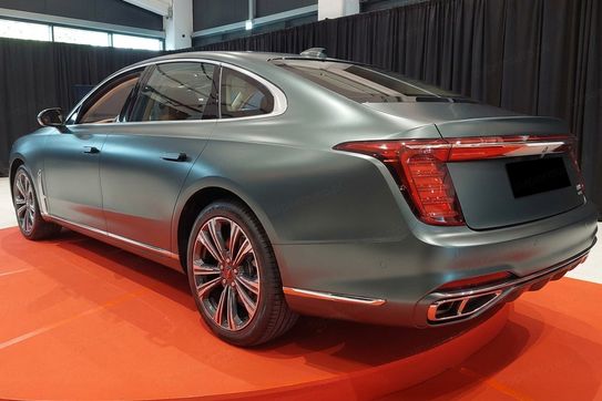 Hongqi H9 Deluxe 2.0T MHEV DSG
