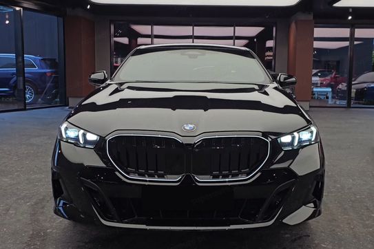 BMW Seria 5 540d xDrive M Sport
