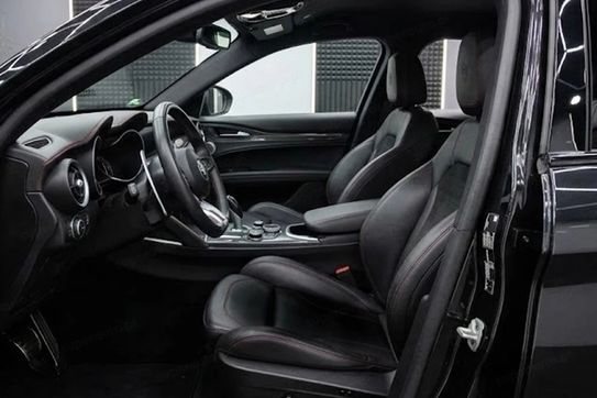 Alfa Romeo Stelvio Turbo Veloce Q4