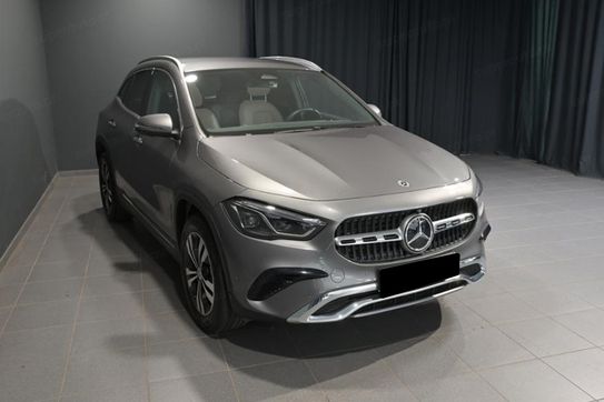 Mercedes GLA 200 Progressive