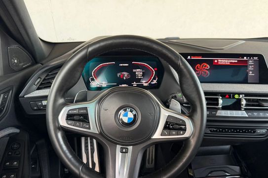 BMW Seria 1 M135i xDrive