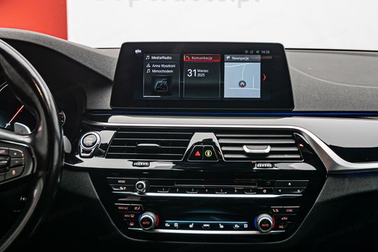 BMW Seria 5 520d xDrive Sport Line
