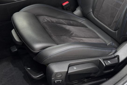 BMW Seria 3 Touring 330e xDrive M Sport