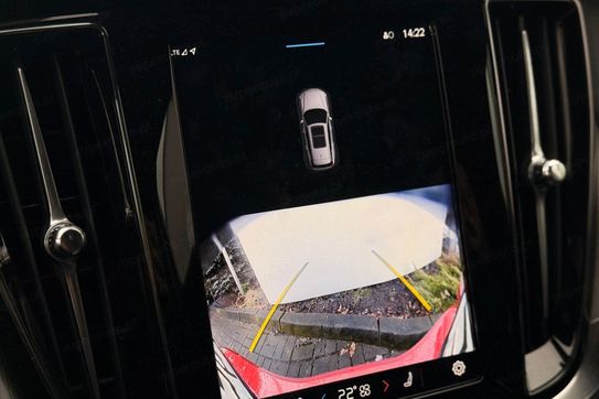 Volvo V60 B4 B Plus Dark