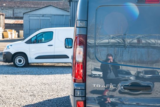 Renault Trafic L2H1 Zabudowa Brygadowa