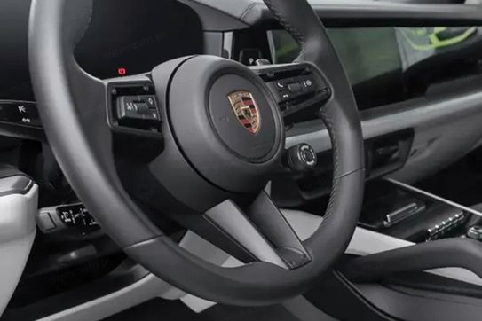 Porsche Cayenne Coupe E-Hybrid  Black Edition