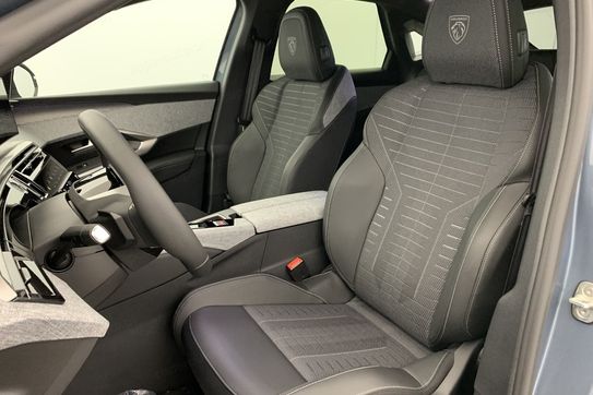 Peugeot 3008 GT 1.2 mHEV e-DCS6