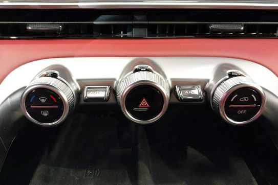 Omoda 9 1.5 Super Hybrid Exclusive AWD
