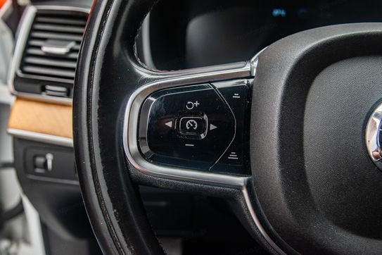 Volvo XC90 D5 AWD