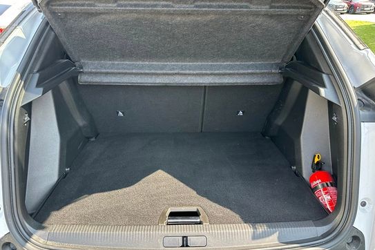 Peugeot 2008 Puretech Mhev Active e-DCS6