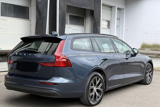 Volvo V60 B4 Core