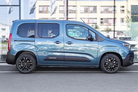 Citroen Berlingo MPV M L1H1 N1 EAT8