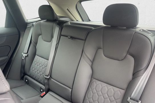 Volvo XC60 B5 B AWD Plus Bright