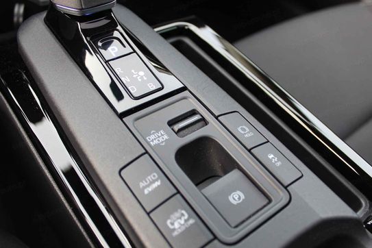 Toyota Prius Prestige 2.0 Hybrid Plug-in