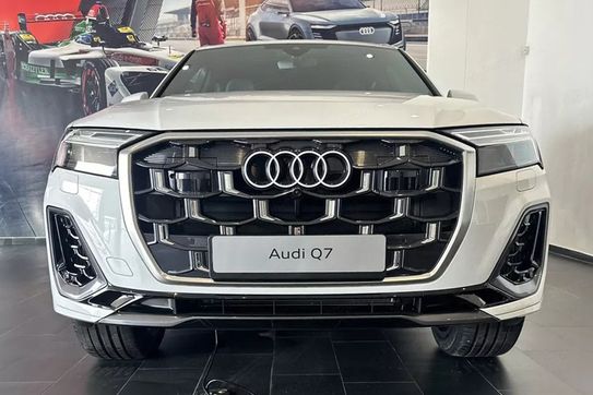Audi Q7 TDI quattro S Line