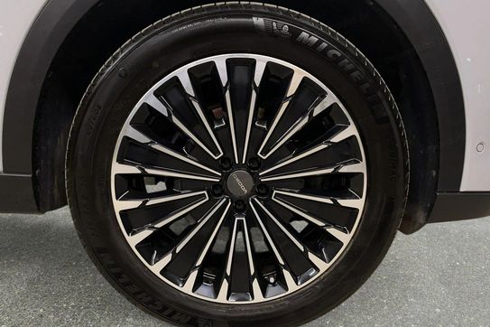 Omoda 9 1.5 Super Hybrid AWD