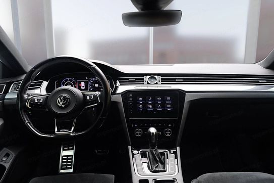 Volkswagen Arteon 2.0 TDI R-Line DSG