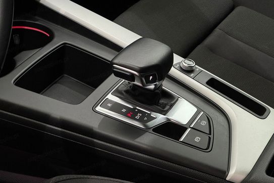 Audi A4 35 TFSI mHEV S Line S tronic