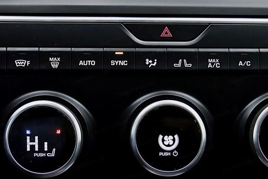 Jaguar E-Pace 2.0 i4P AWD S