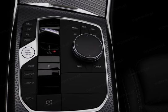 BMW Seria 3 330i xDrive M Sport