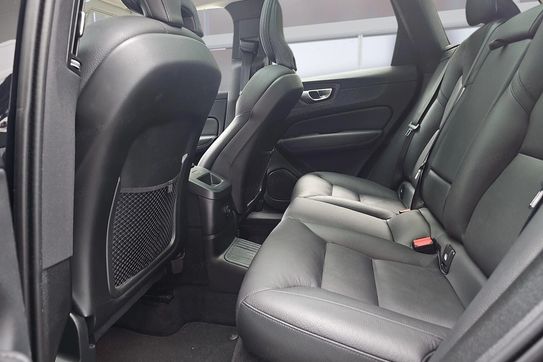Volvo XC60 T8 Plug-In Hybrid AWD Ultimate Dark