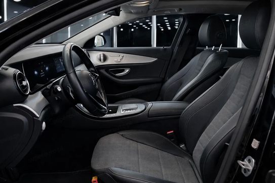 Mercedes Klasa E 220 d 4-Matic