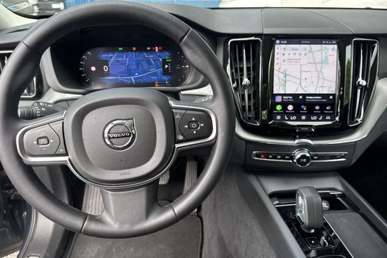 Volvo XC60 T6 Plug-In Hybrid AWD Core