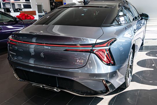 Hongqi H6 2.0T Deluxe DSG