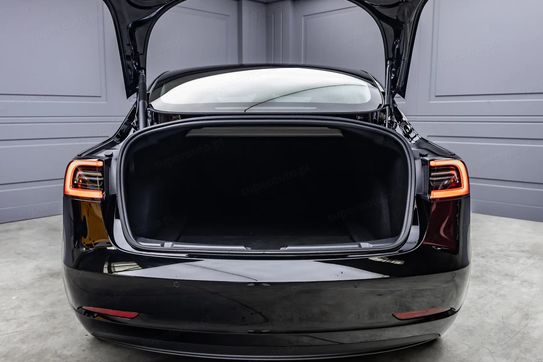 Tesla Model 3 3 Long Range AWD