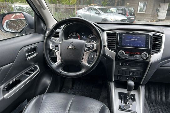 Mitsubishi L200 Instyle Plus AT