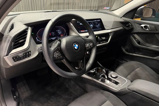 BMW Seria 1 118i Advantage