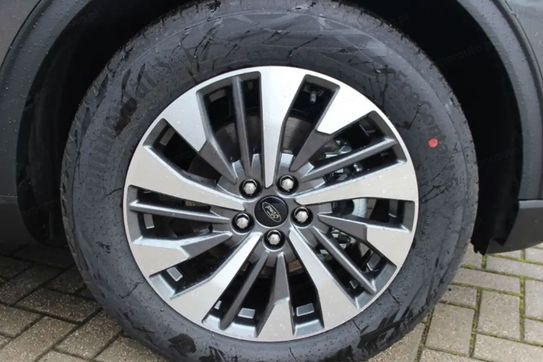 Ford Kuga Titanium eCVT 2.5 FHEV AWD