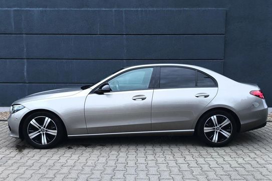 Mercedes Klasa C 300 4MATIC AVANTGARDE