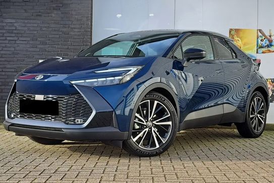Toyota C-HR Executive 2.0 Plug-in Hybrid Dynamic Force
