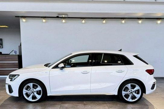 Audi A3 35 TFSI mHEV S tronic