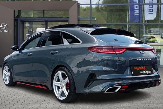 Kia ProCeed 1.6 T-GDI GT DCT