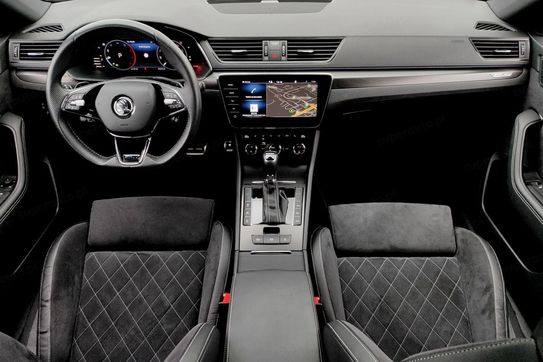 Skoda Superb 2.0 TDI SCR Sportline DSG