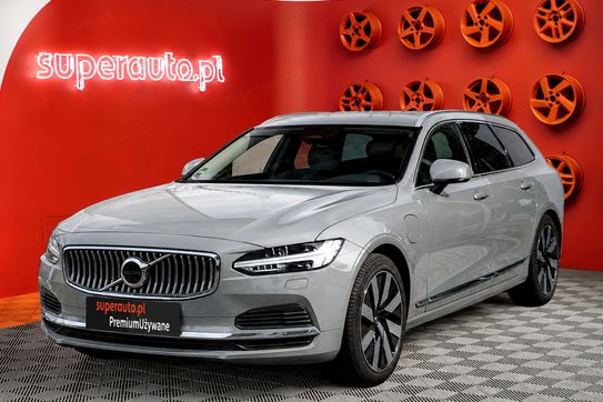 Volvo V90 T6 AWD Plug-In Hybrid Plus Bright