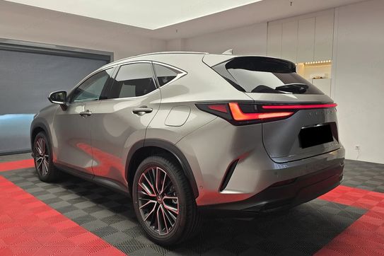 Lexus NX 350h Omotenashi 2.5 Hybrid AWD