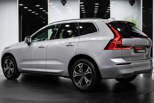 Volvo XC60 B4 B Momentum Pro aut