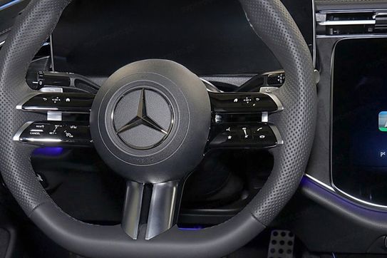 Mercedes Klasa E 220 d 4-Matic AMG