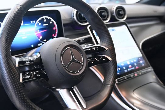 Mercedes Klasa C 220 d mHEV 4-Matic AMG