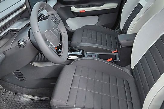 Citroen C3 Plus 1.2 mHEV