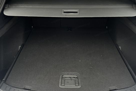 Toyota Corolla 1.8 Hybrid Style