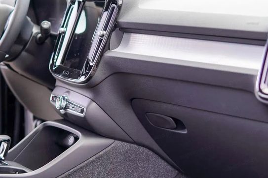 Volvo XC40 B3 Plus Dark